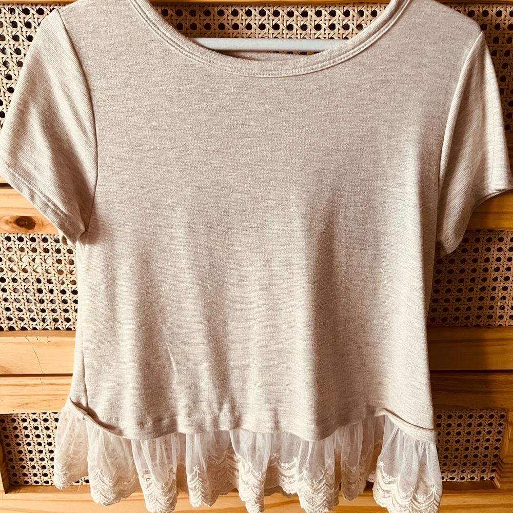 lace shirt